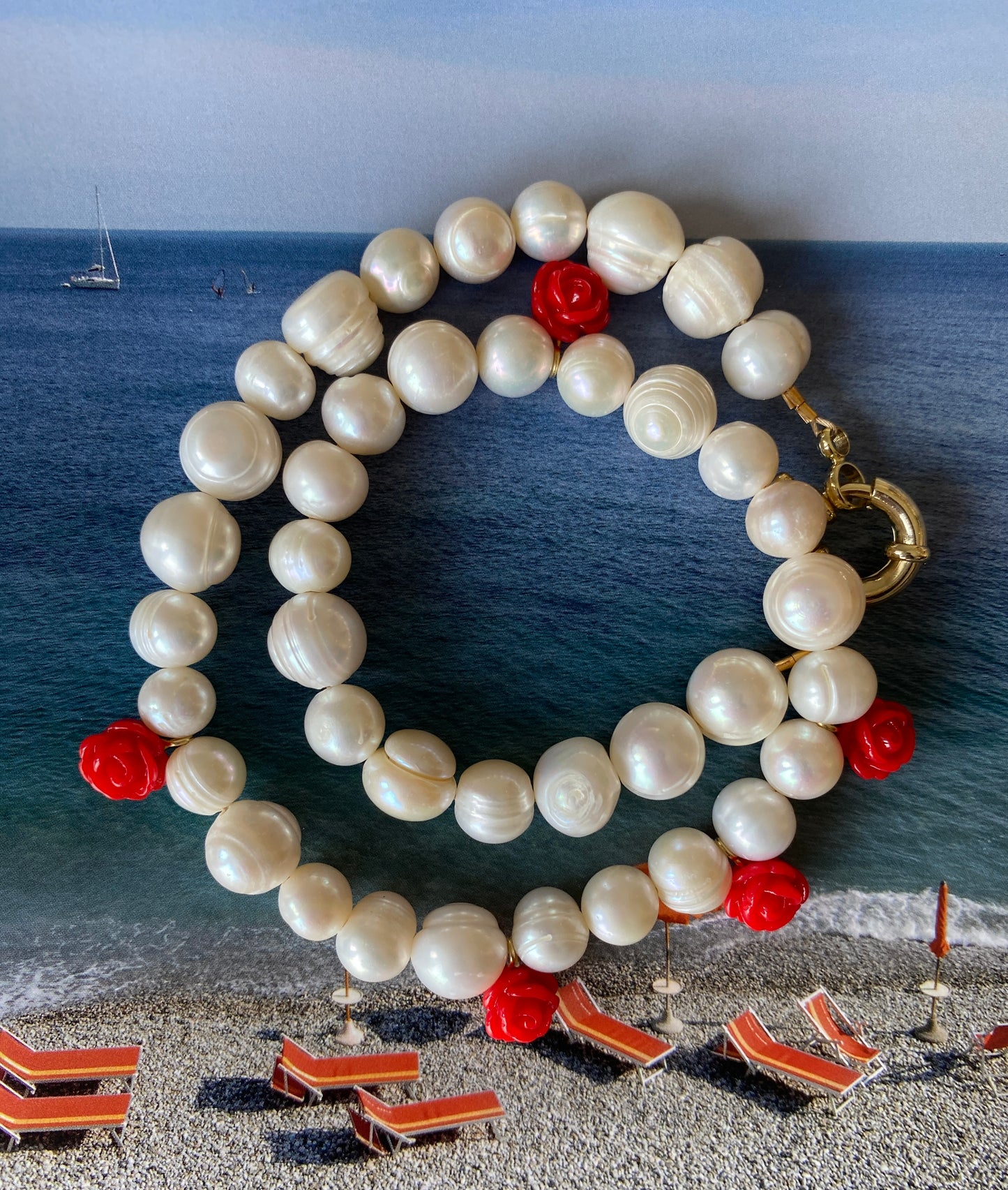 PEARLS & ROSES Necklace